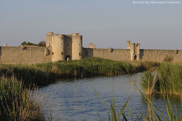 Tours et remparts d'Aigues-Mortes