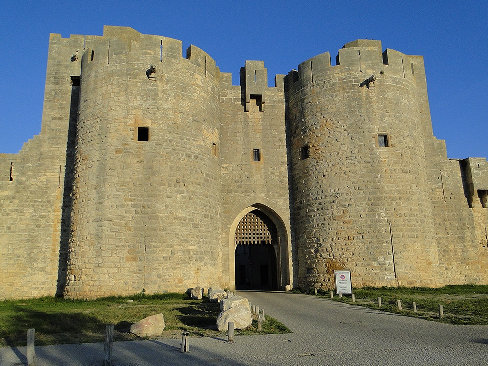 Tours et remparts d'Aigues-Mortes