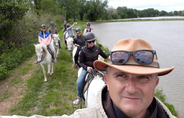 Promenade Crin Blanc - camargue.fr