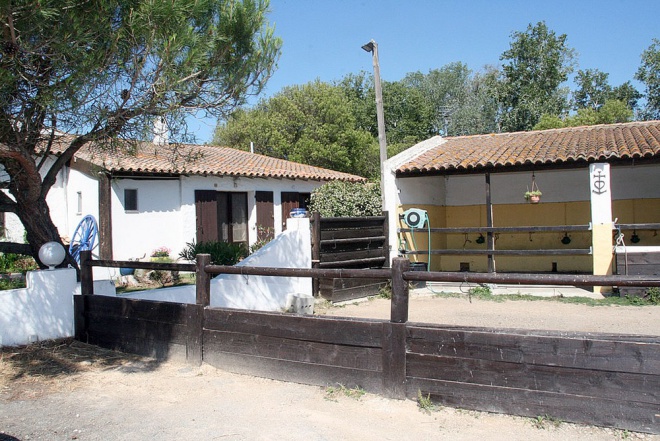 Le Mas des Barres *** - camargue.fr